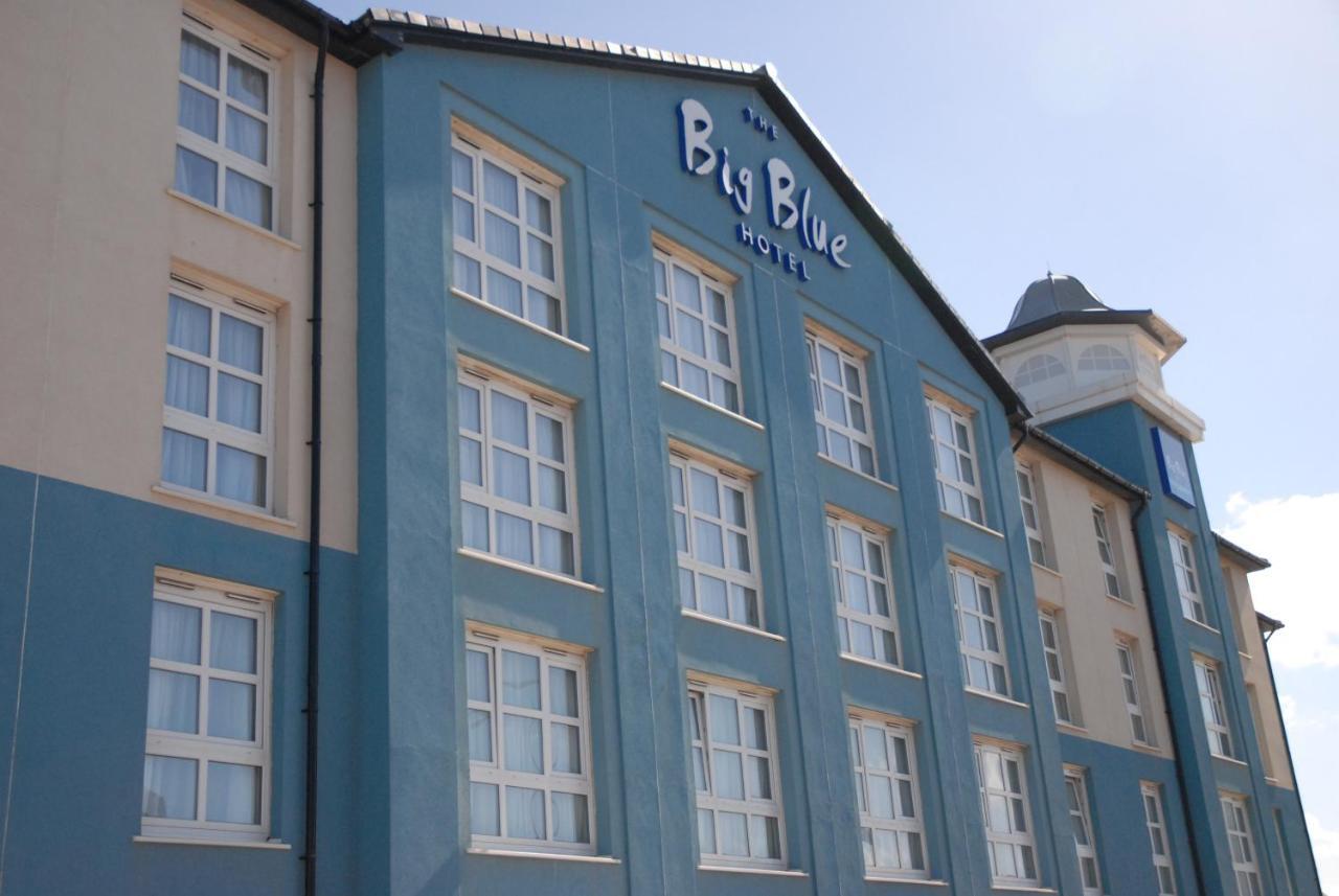 The Big Blue Hotel - Blackpool Pleasure Beach Exterior foto